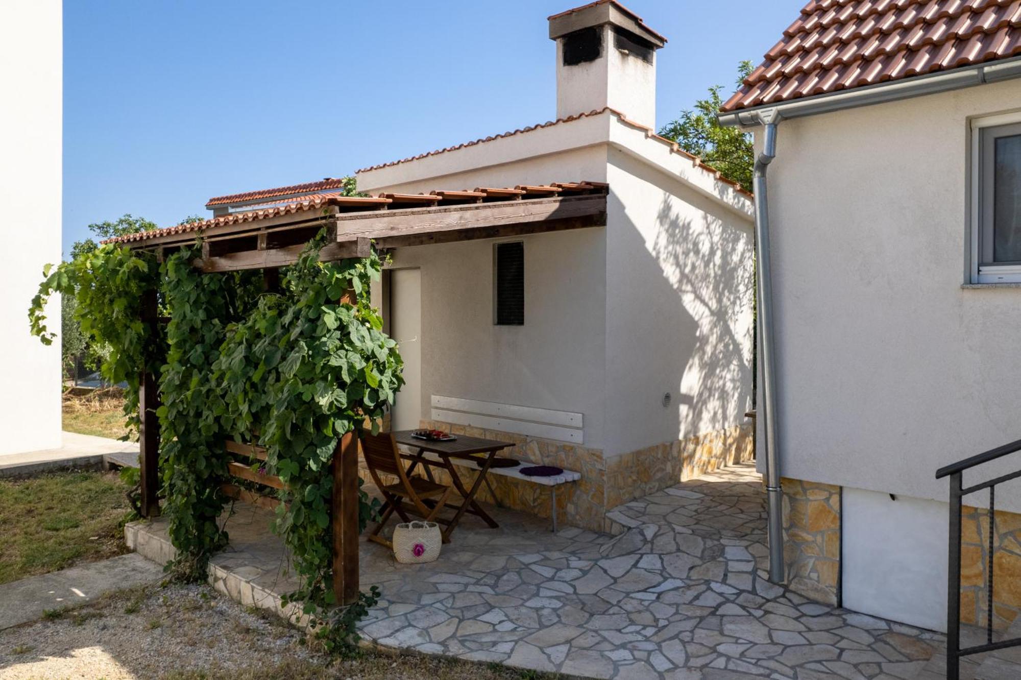 Apartmani Livaja Plano Exterior photo